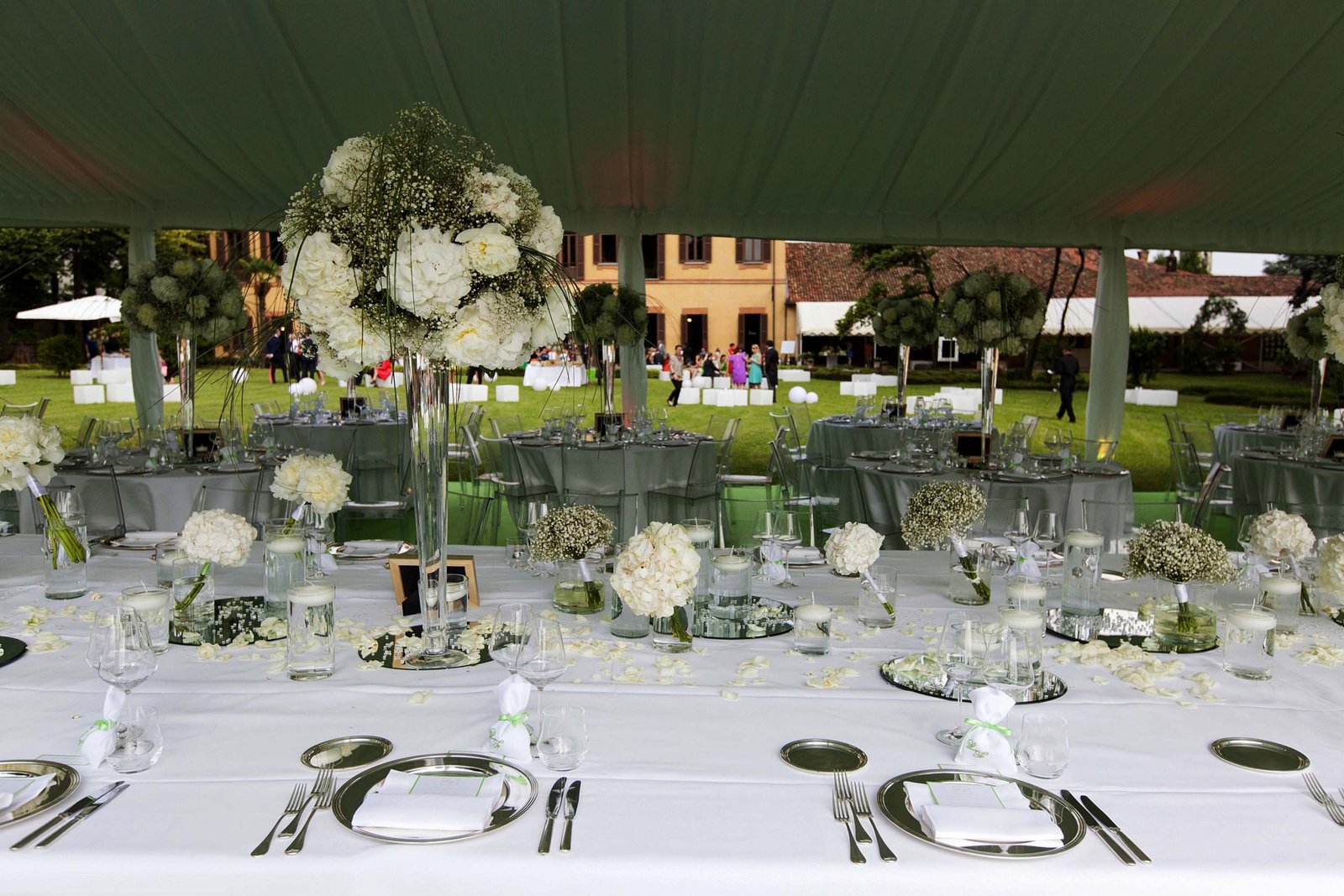 green wedding - SugarEvents Luxury Wedding and Event Planner